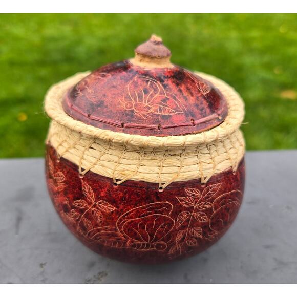 Bee-autiful Handmade Carved Woven Lidded Gourd Bee Themed Cranberry Red - Picture 1 of 14